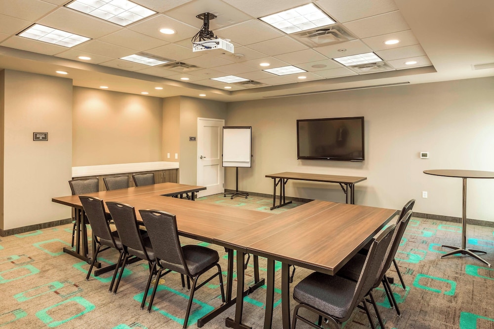 Residence Inn by Marriott Portland Hillsboro Brookwood - photo 43