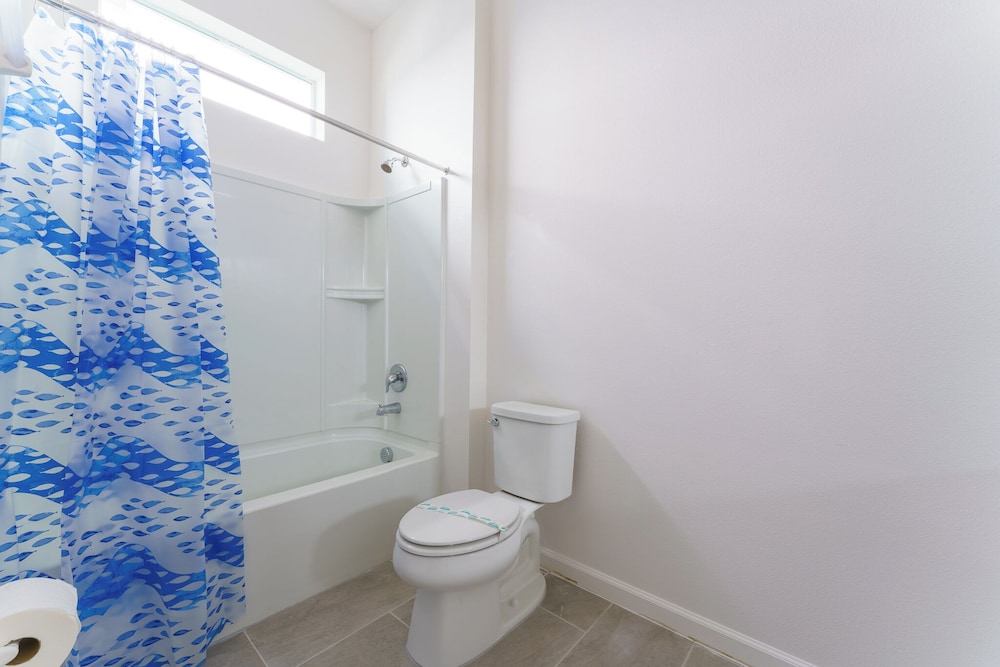 Hotel Styled Bedrooms in a Villa - photo 12