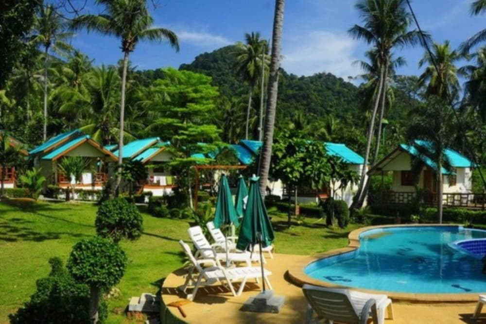 Green Cottage Beach Resort in Ko Chang Tai, Thailand