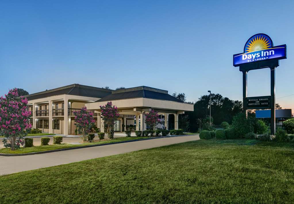 Days Inn by Wyndham Greenville MS - photo 6