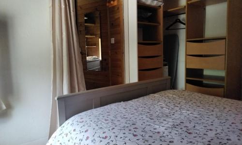 Cabanon 50m2 — hotel in Meounes-Les-Montrieux