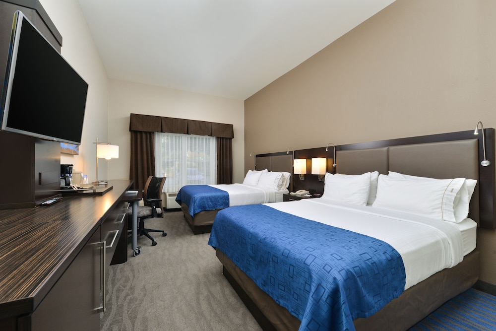 Holiday Inn Express St. Louis West O'Fallon by IHG - photo 26