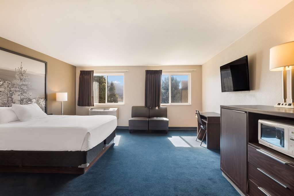 Americas Best Value Inn Sparks - photo 24