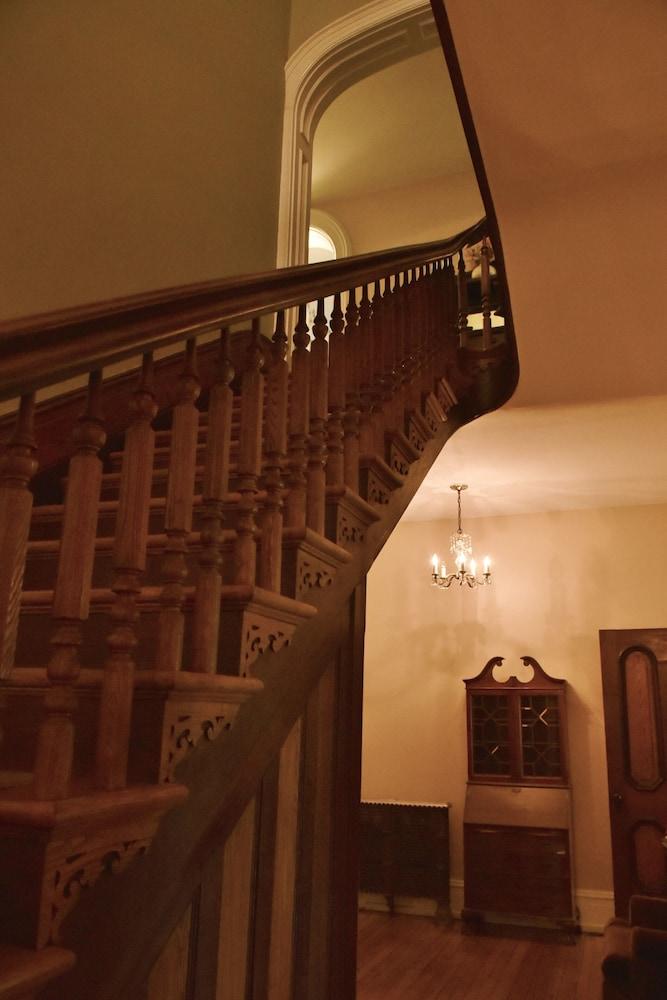 Shaw Mansion Inn - photo 14