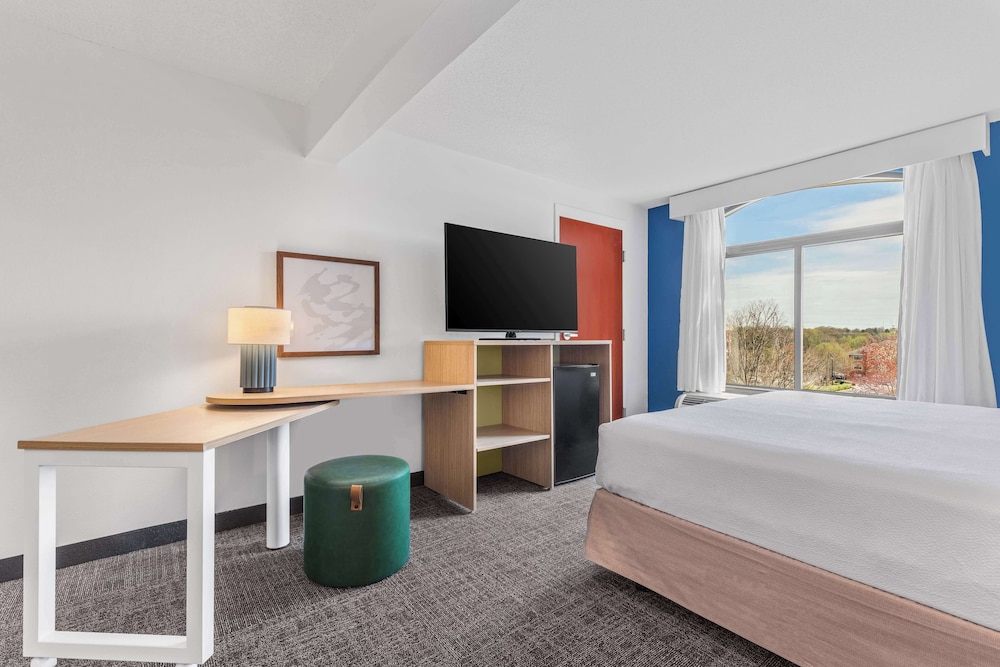 Spark by Hilton Charlotte Tyvola I 77 - photo 11