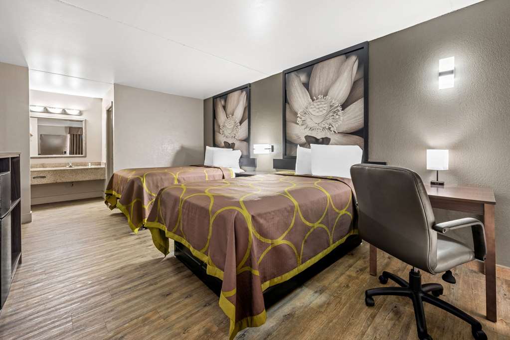 Super 8 by Wyndham Garysburg Roanoke Rapids - photo 16