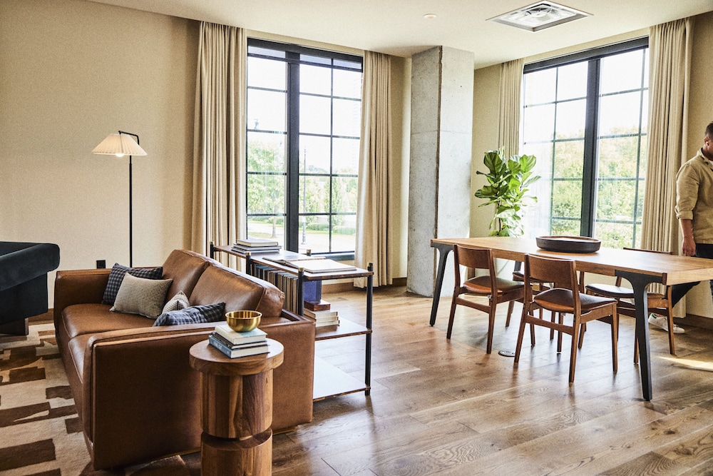 The Junto Hotel - photo 110
