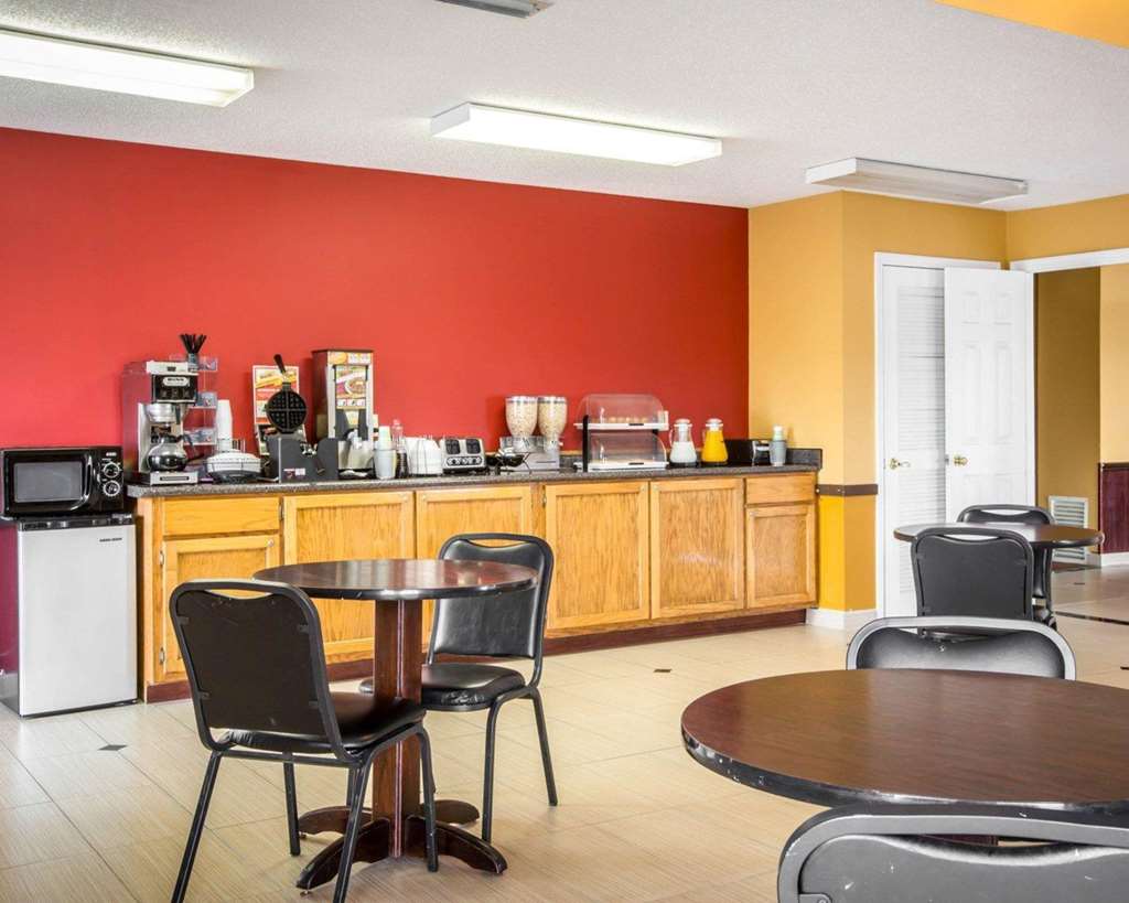 Econo Lodge Eufaula South - photo 22