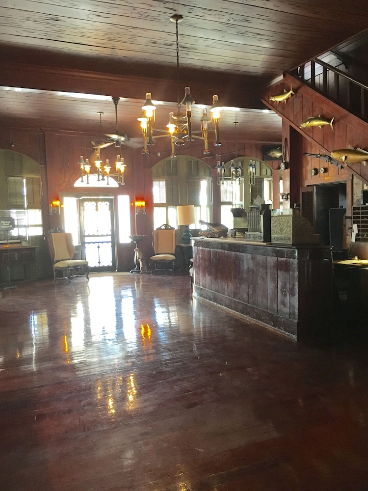 Rod And Gun Club - photo 2