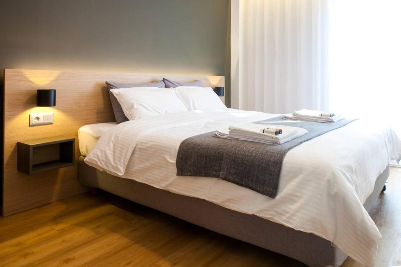 TONI'S Comfy home near Acropolis with Small Garden — 4-Star Luxury Hotel in Athens, Greece