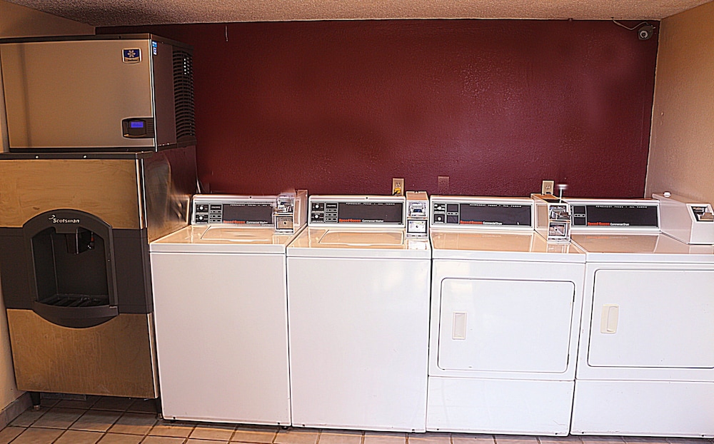 Red Roof Inn Michigan City - photo 15