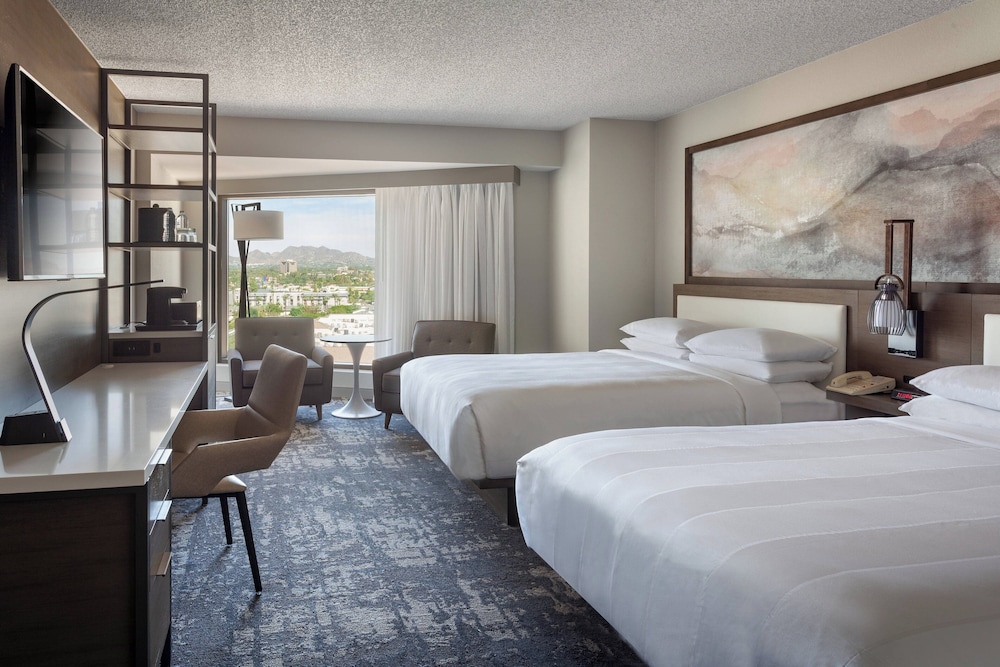 Marriott Phoenix Airport - photo 10