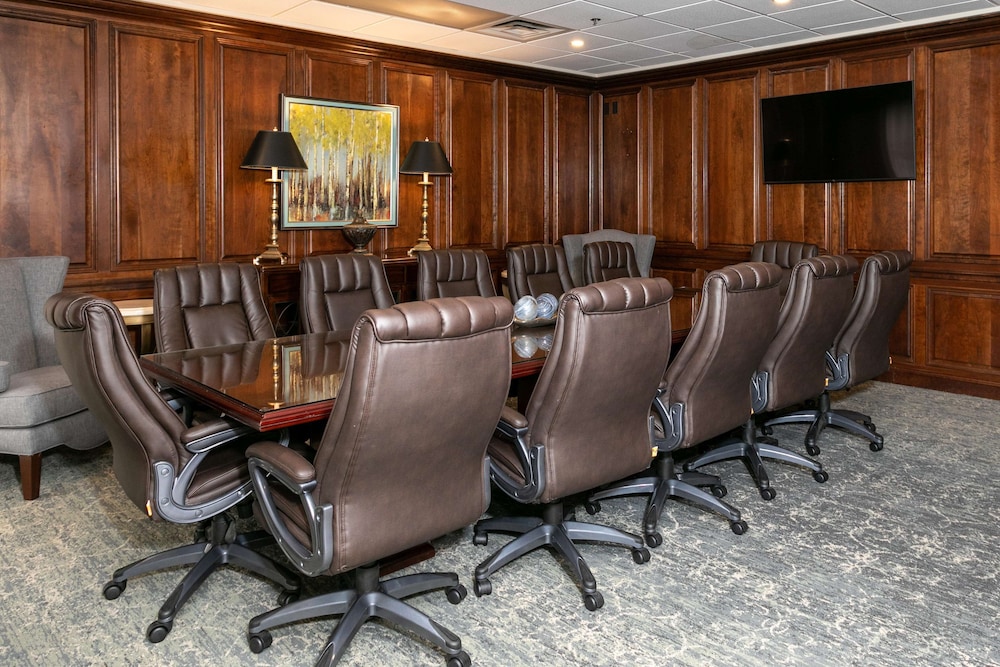 Hampton Inn & Suites Nashville Green Hills - photo 43