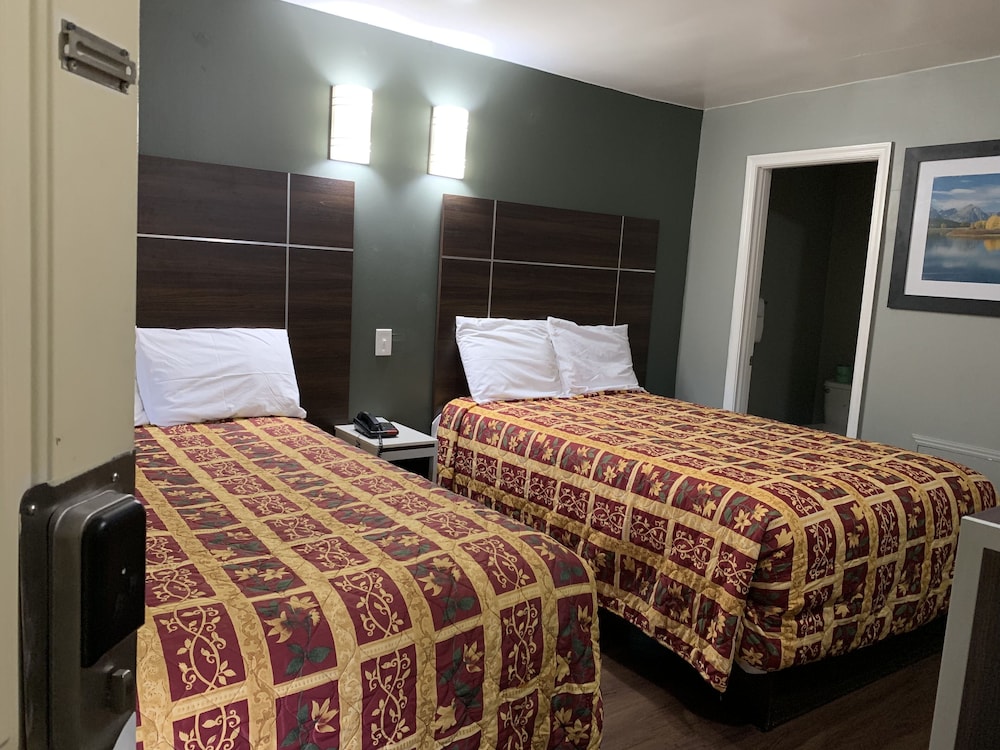 Red Carpet Inn Norristown - photo 4