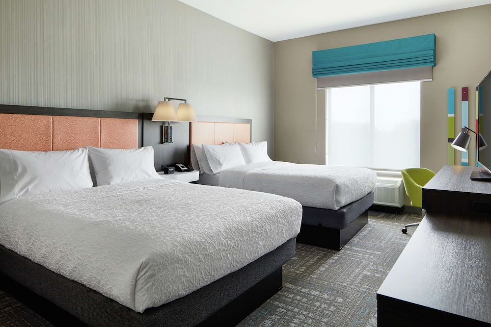 Hampton Inn & Suites Chicago Waukegan - photo 11