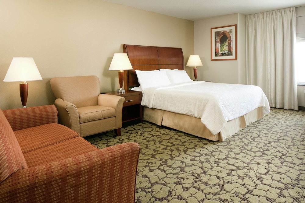 Hilton Garden Inn Omaha West - photo 23