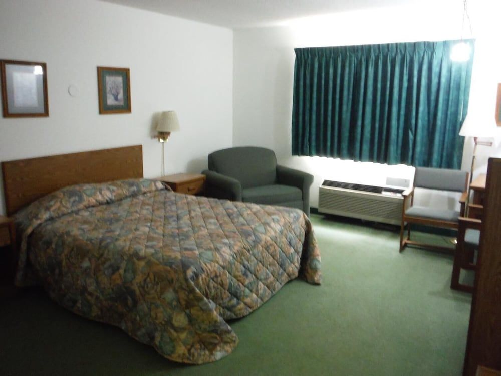 Caravan Motel - photo 9