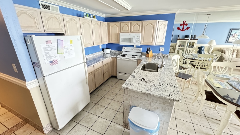 Royal Garden Resort 1608 3 Bedroom Condo by RedAwning - photo 7