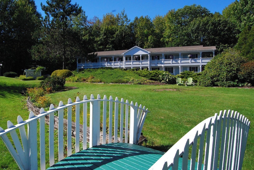 Cedar Crest Inn - photo 17