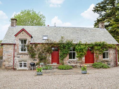 Rose Cottage — 4-Star Luxury Hotel in Blairgowrie, United Kingdom