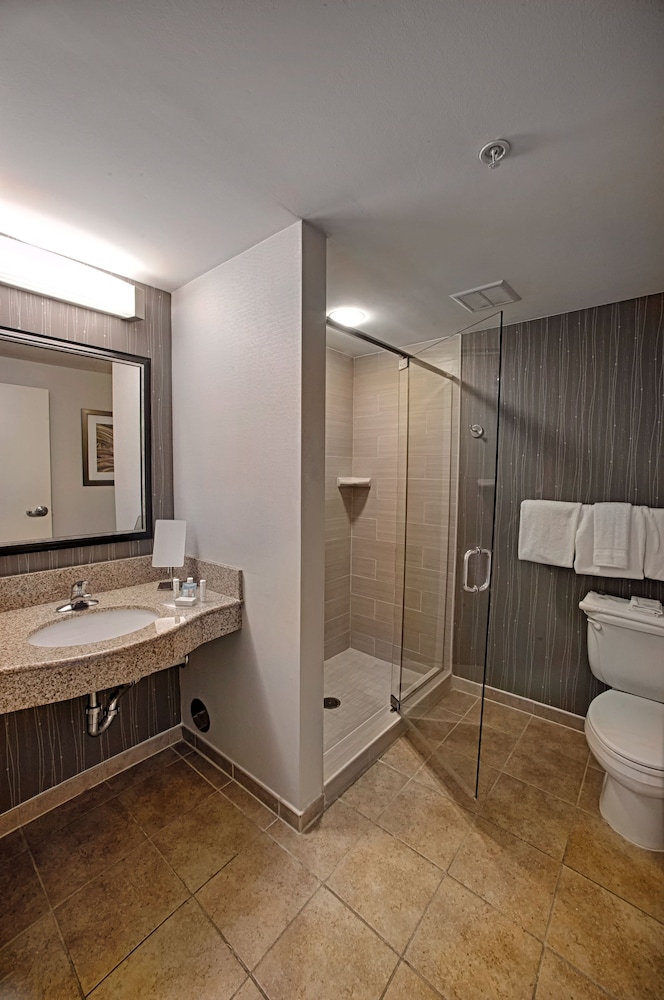 Courtyard by Marriott Wall at Monmouth Shores Corporate Park - photo 19