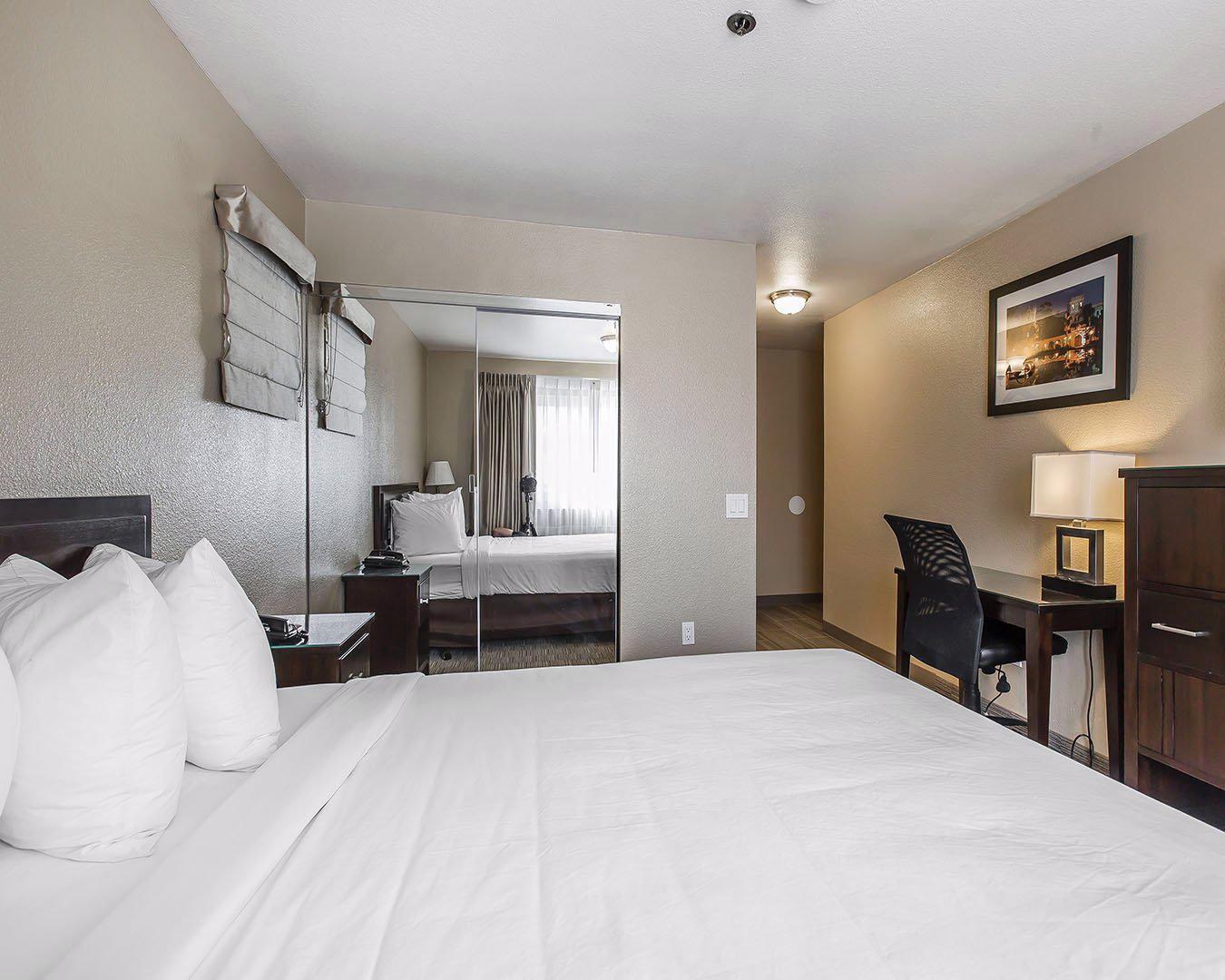Americas Best Value Inn San Diego Downtown - photo 9