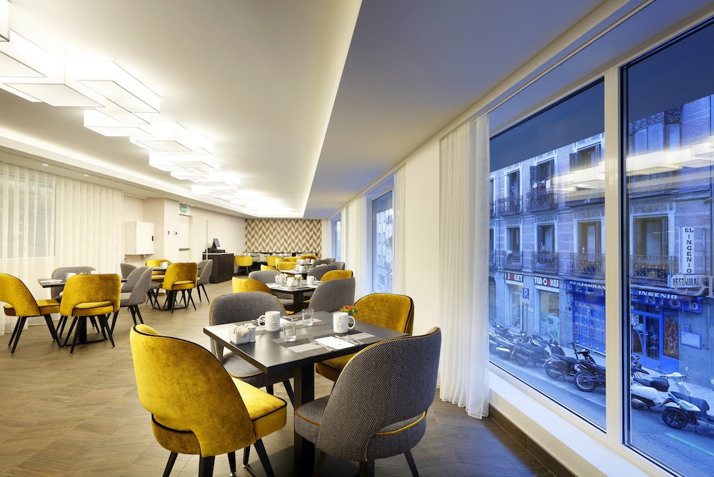 מזון ומשקאות