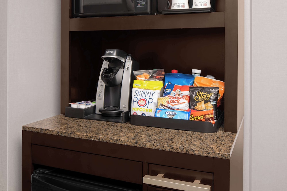 Hilton Garden Inn Bethesda Downtown - photo 23
