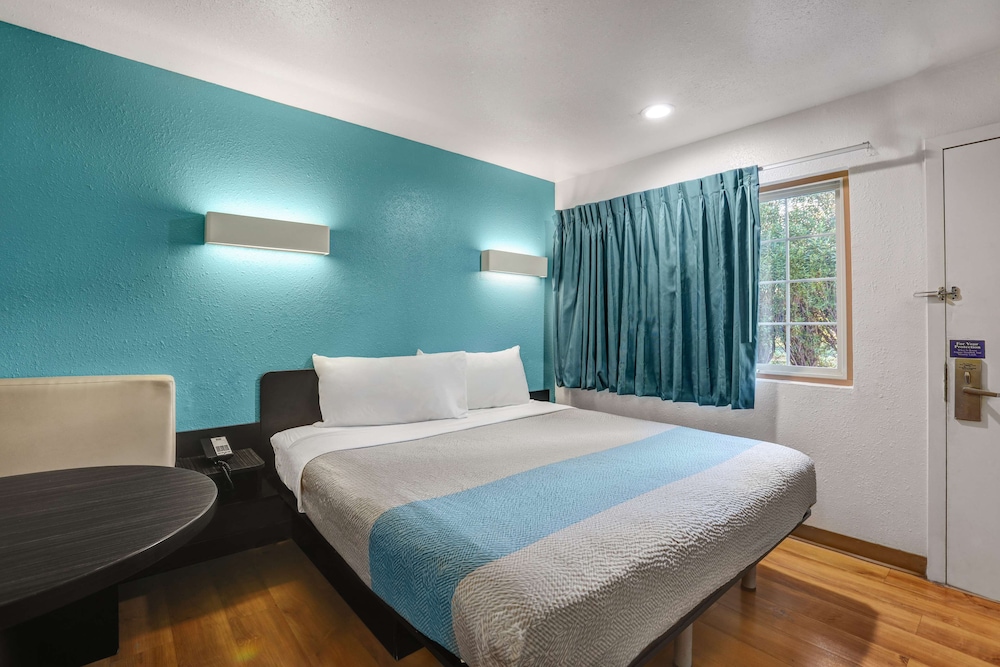Motel6 Napa CA - photo 8
