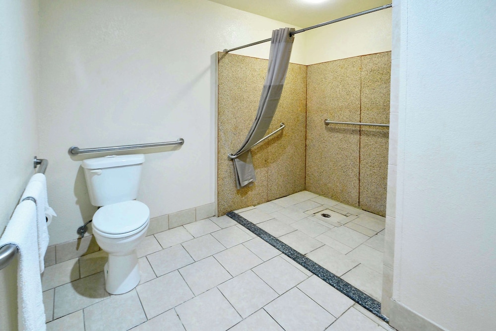 Motel 6 Atoka OK - photo 4