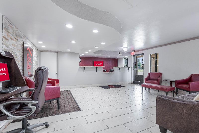 Red Roof Inn Forrest City - photo 9
