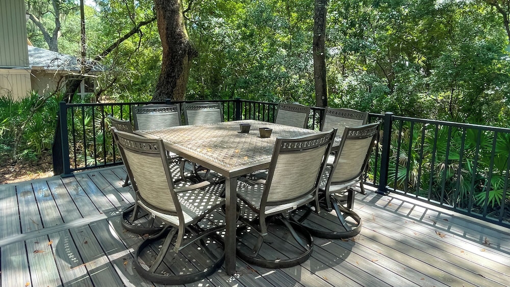 21 Forest Drive at The Sea Pines Resort - photo 29