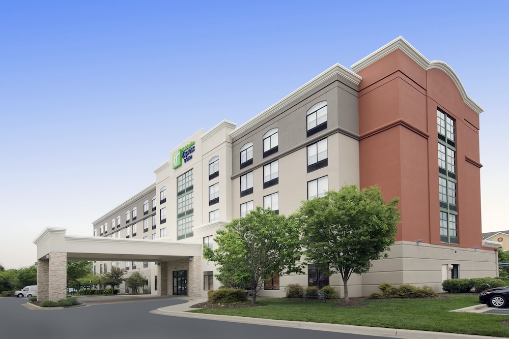 Holiday Inn Express & Suites Baltimore BWI Airport North by IHG in Baltimore, United States