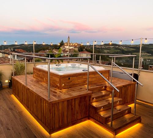 La Piazzetta degli Artisti Boutique B&B — 4-Star Luxury Hotel in Bossolasco, Italy