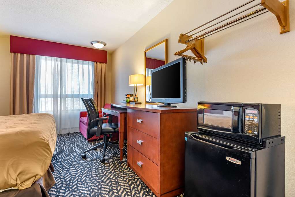 Quality Inn Falconer Jamestown - photo 18
