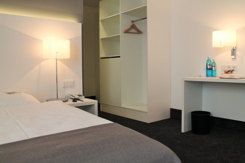 Relexa Hotel Airport Dusseldorf Ratingen — Ratingen