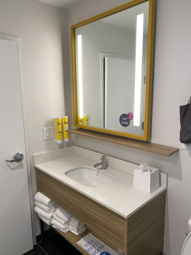 Tru By Hilton Greensboro Lake Oconee - photo 20