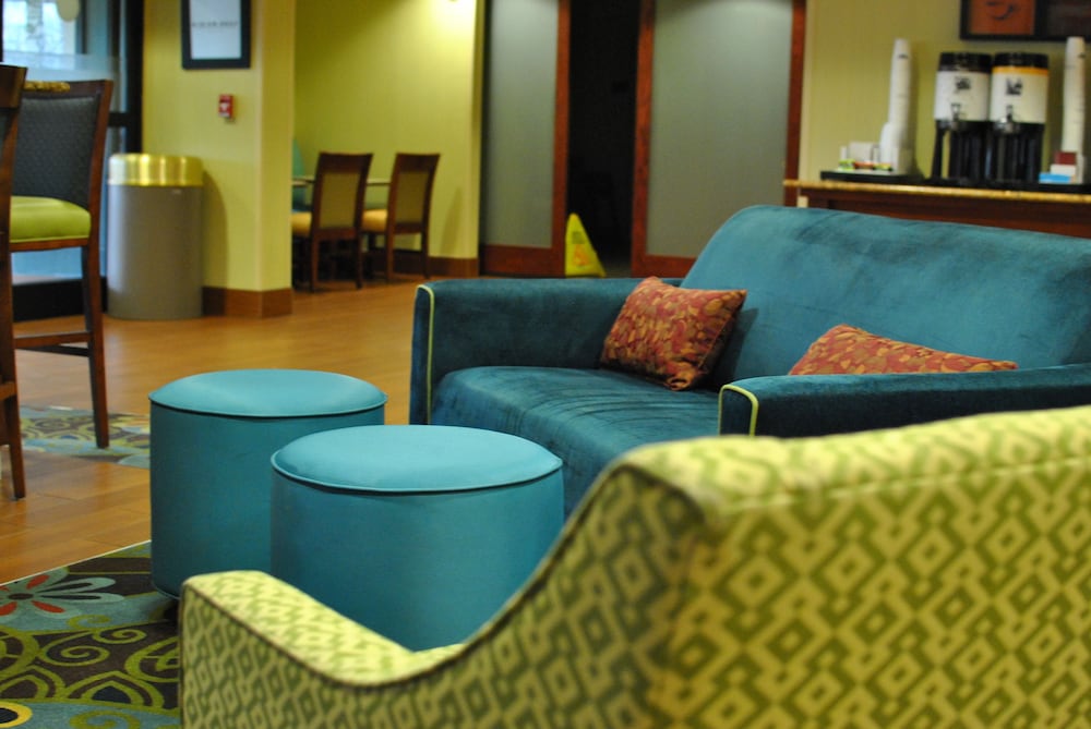 Hampton Inn Raleigh Town Of Wake Forest - photo 2