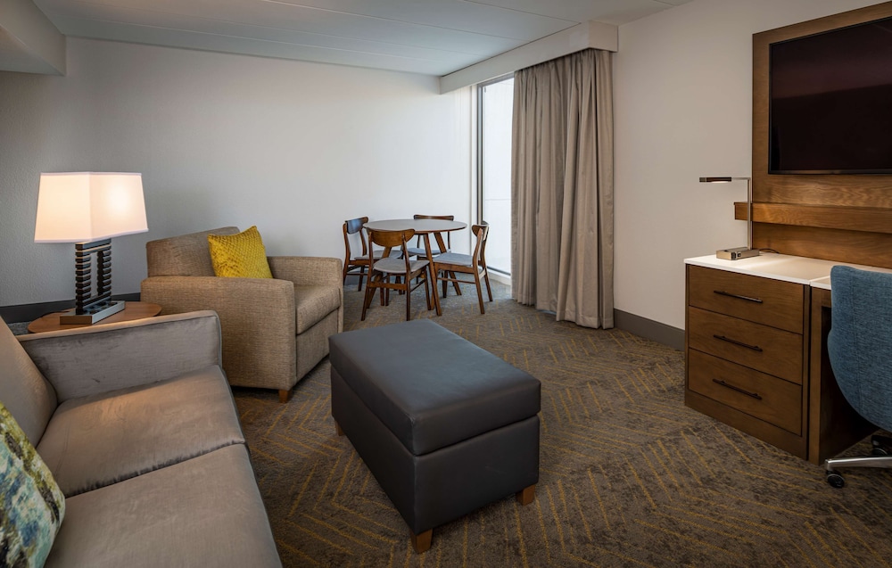 DoubleTree by Hilton Madison East WI - photo 41