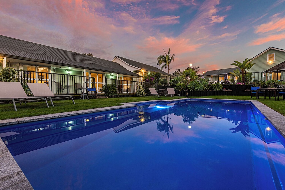 Ash Grove Boutique Motel in Paihia, New Zealand