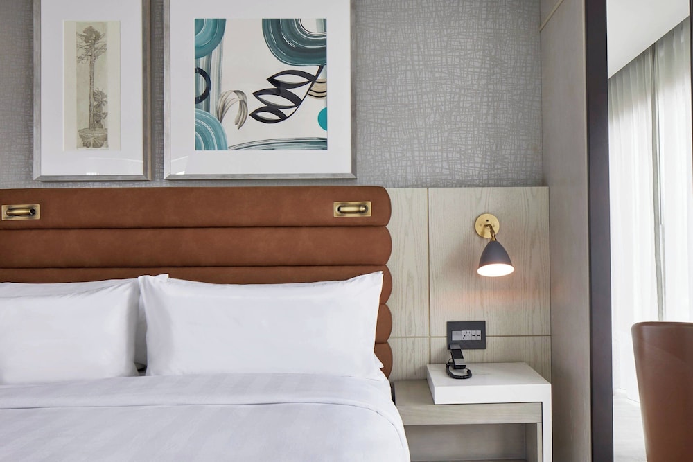 AC Hotel By Marriott Greenville - photo 20