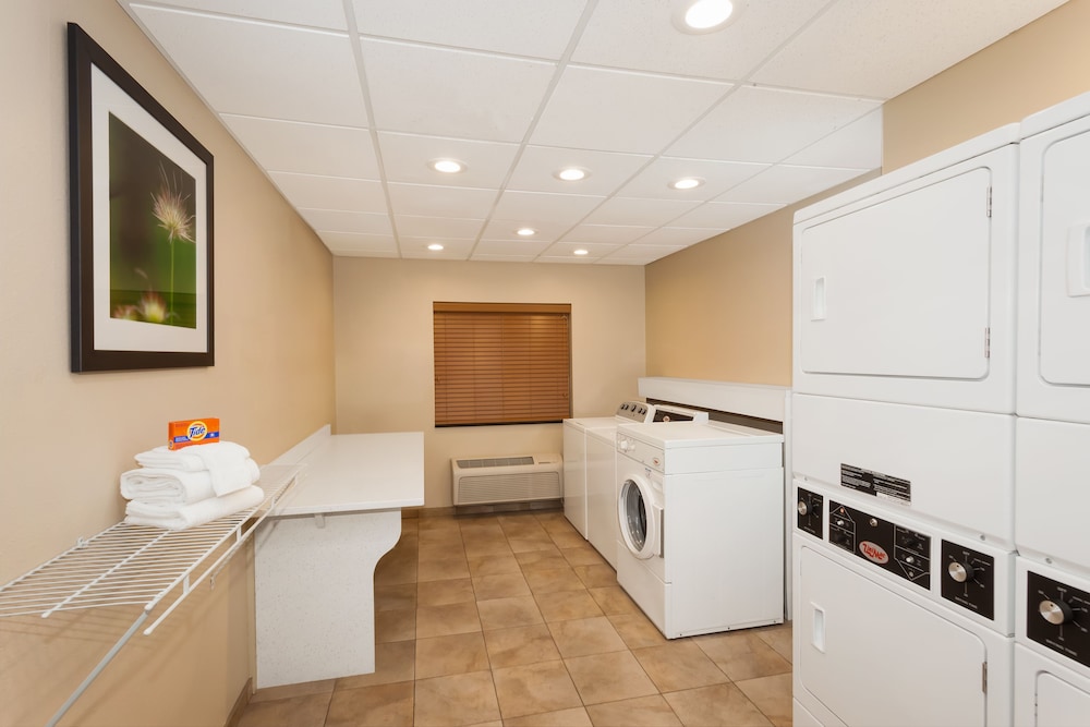 Candlewood Suites Aurora Naperville by IHG - photo 18