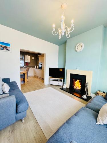 HomeDecor Cottages The Sands Cottage — 4-Star Luxury Hotel in Seahouses, United Kingdom