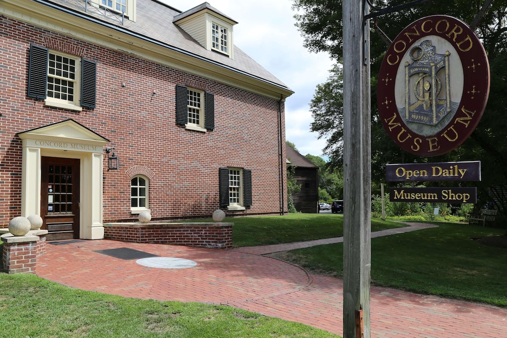 Historic Concord Suites - photo 40