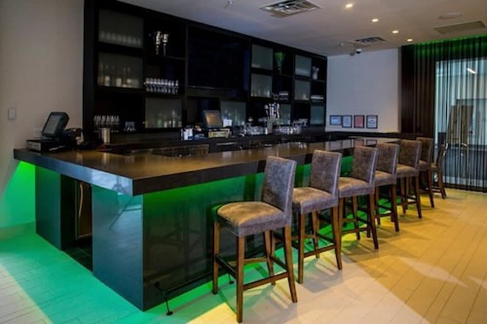 Residence Inn New York The Bronx At Metro Center Atrium - photo 26