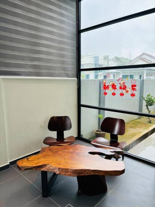 Kuantan Bungalow PS4 16 Pax Kids Pool — 4-Star Luxury Hotel in Kuantan, Malaysia