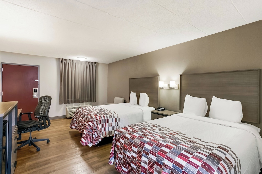 Red Roof Inn Baltimore - photo 21