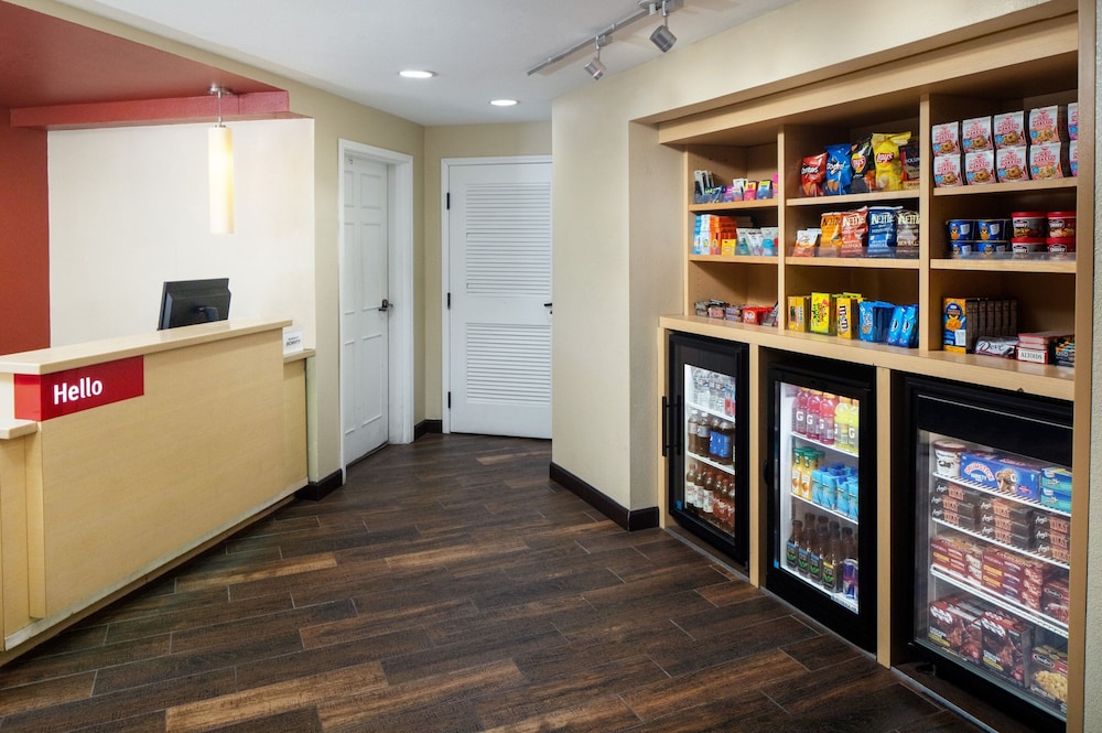 TownePlace Suites by Marriott Springfield - photo 3