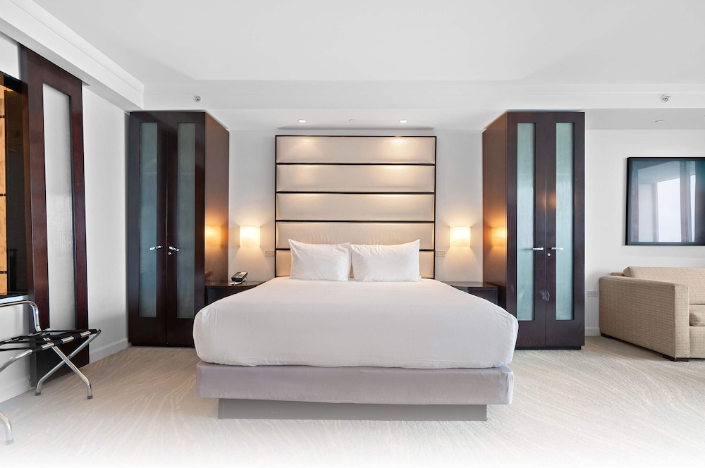 Fontainebleau Miami Beach Private Luxury Suites - photo 47
