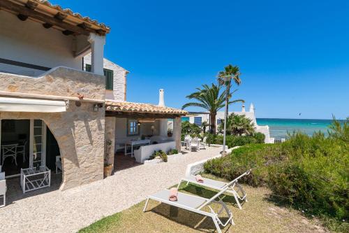 Villa Blau Mari by Sealand Villas — 4-Star Luxury Hotel in Muro, Spain